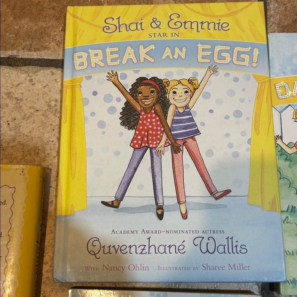 Books, 2 Hardbacks, 3 Paperbacks Anna Banana and Shai Eminem, The cupcake club - Picture 4 of 11